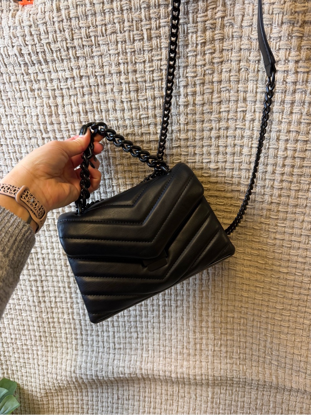 Aldo Black Quilted Chevron Chain Crossbody Bag